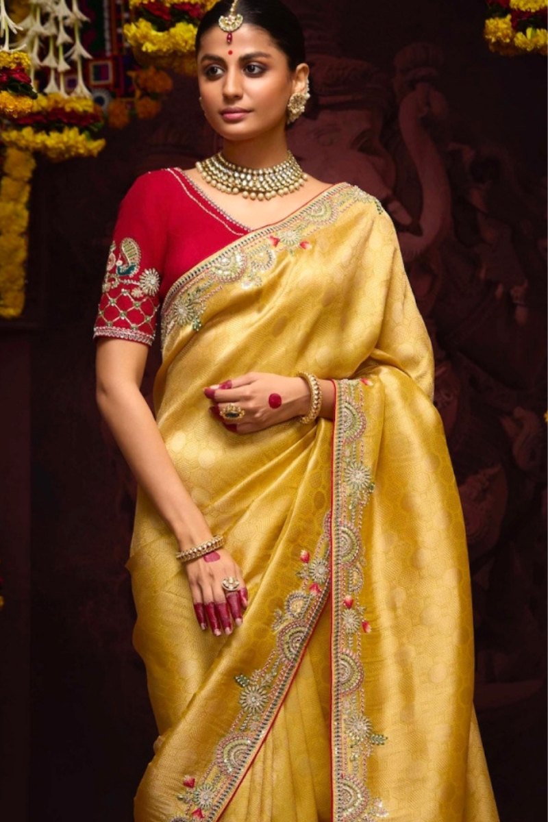 Best Bridal Banarasi Sarees for a Gorgeous Summer Wedding Look