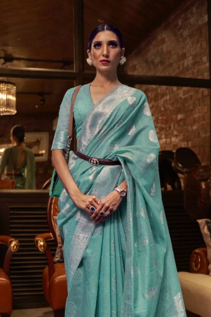 Mother’s Day Special: Find the Perfect Ethnic Wear for Her Personality