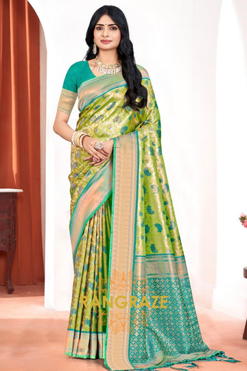 Parrot Green Woven Kanjivaram Silk Saree With Heavy Pallu