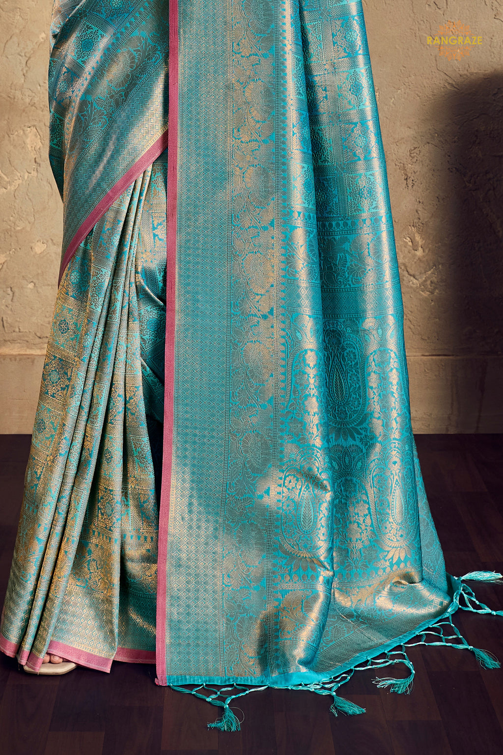 Cyan Mystique Woven Kanjivaram Silk Saree