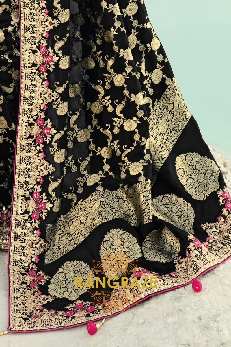 Black Pure Silk Designer Embroidered Saree with Heavy Blouse & Pallu Work