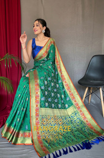 Forest Green Pure Kutchi Patola Silk Saree With All Over Patola Weaving