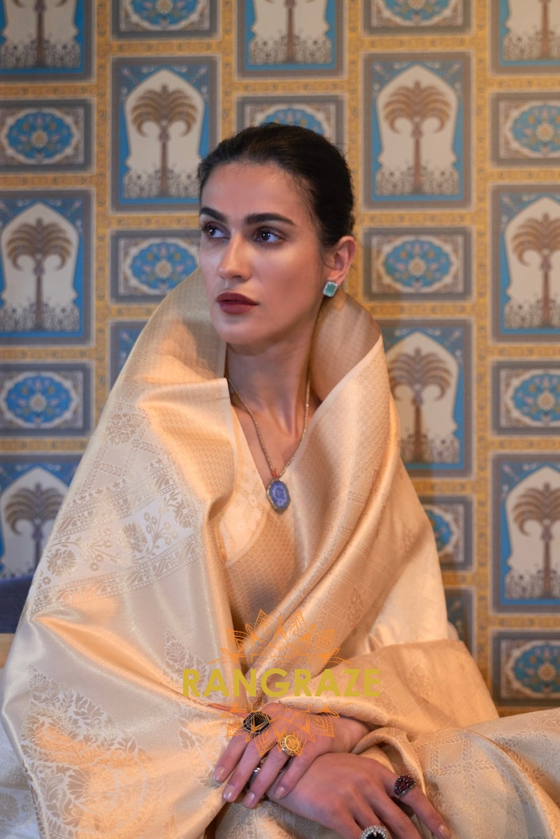 Yellow Heaven Woven Kanjivaram Silk Saree