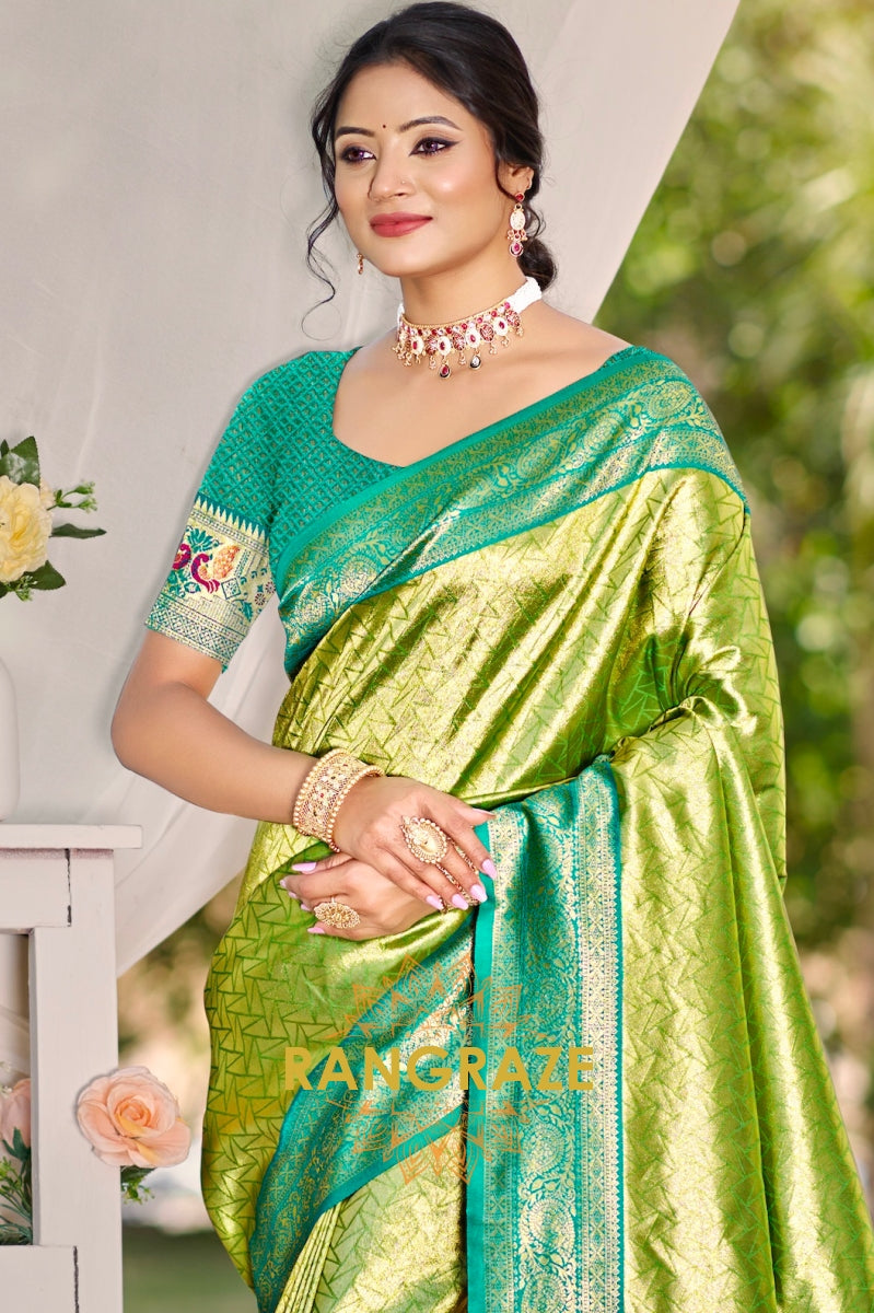 Emerald Bliss Kanjivaram Silk Saree with Paithani Pallu