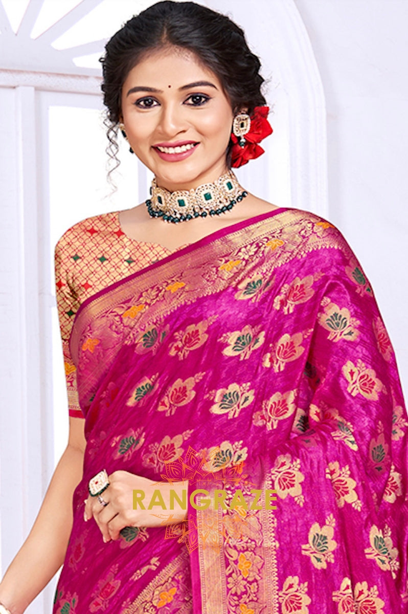 Splendid Magenta Banarasi Silk Saree With Golden Zari Buta Work