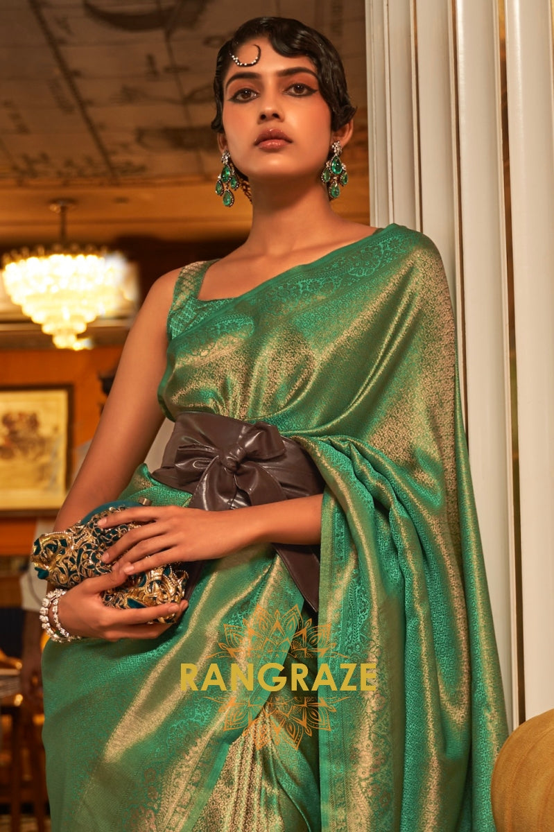 Kelly Green Woven Dual Tone Kanjivaram Silk Saree