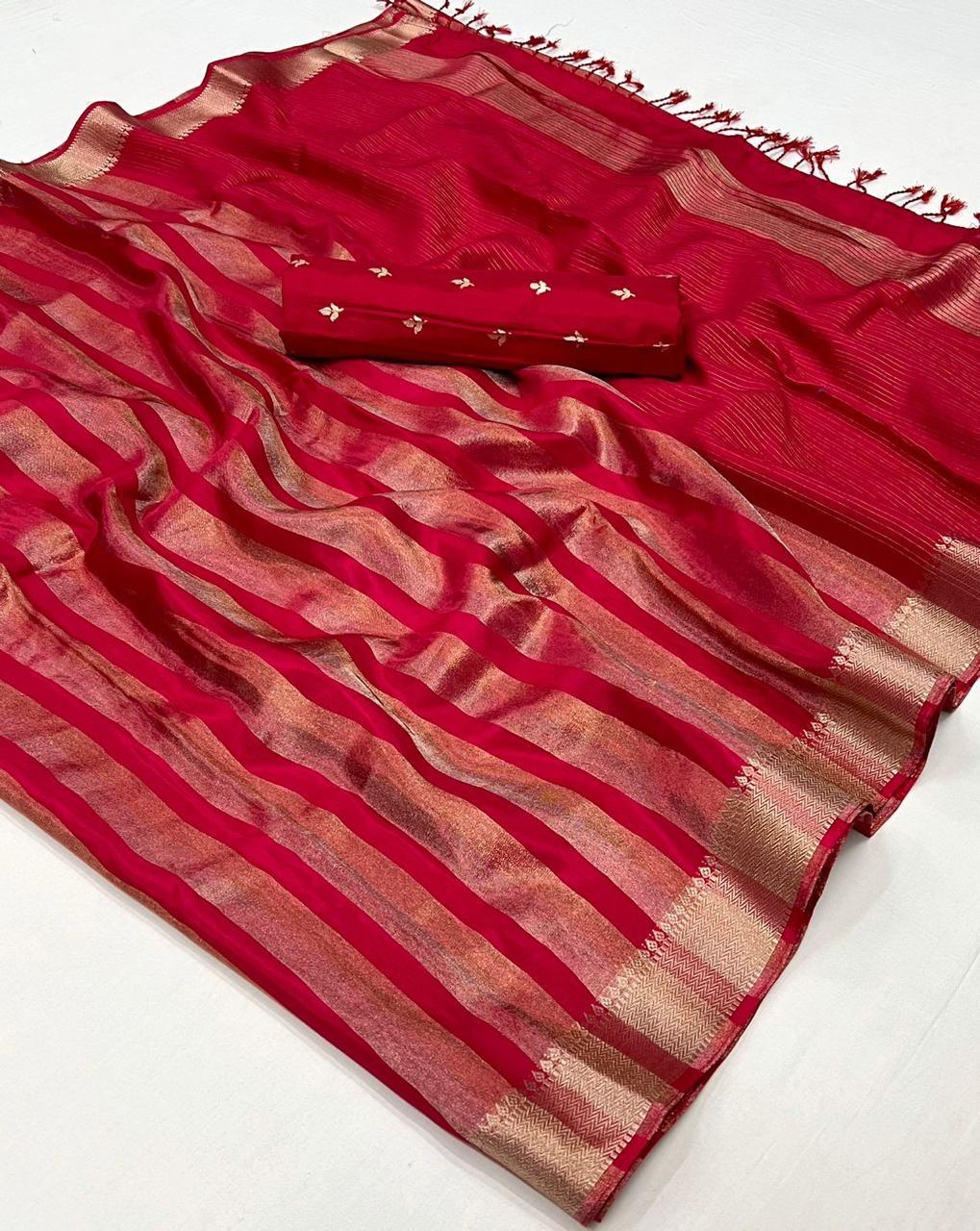 Magenta Radiance Handloom Woven Banarasi Silk Saree