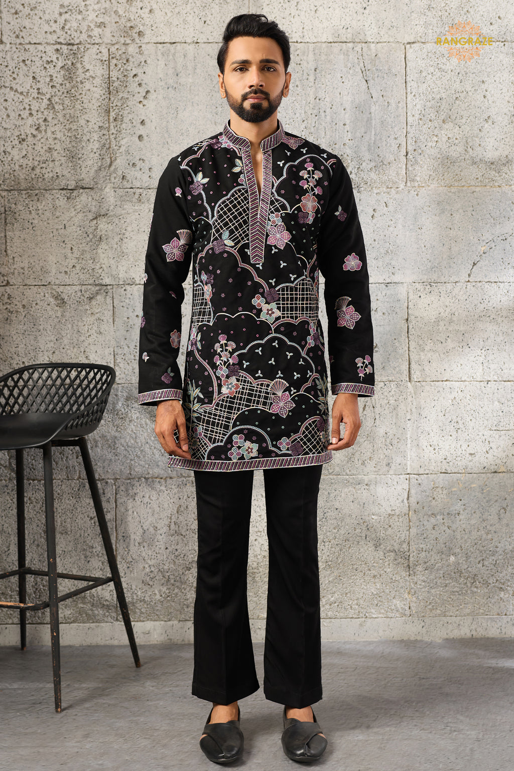 Black Embroidered Japanese Men Kurta Pajama