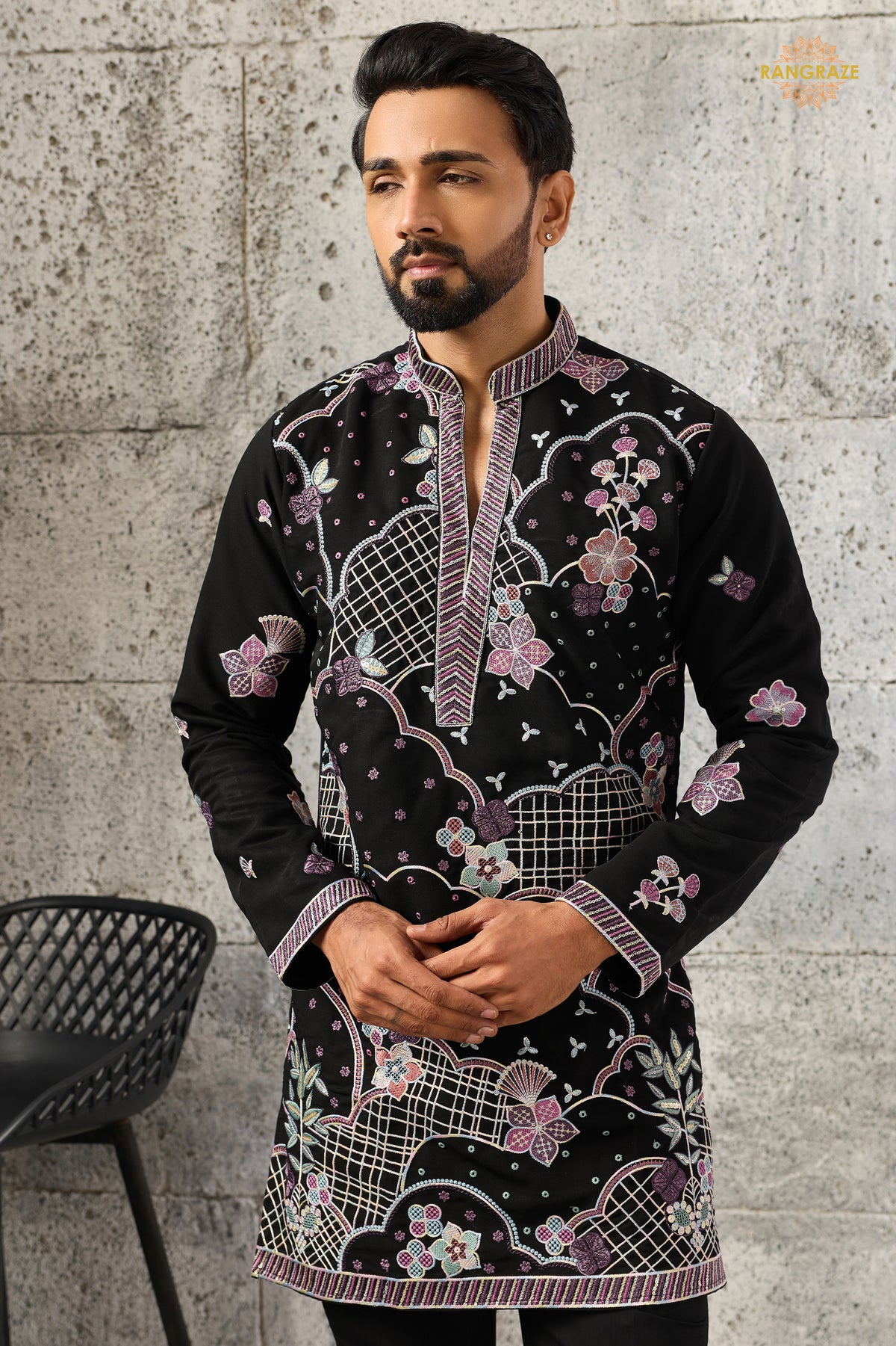 Black Embroidered Japanese Men Kurta Pajama