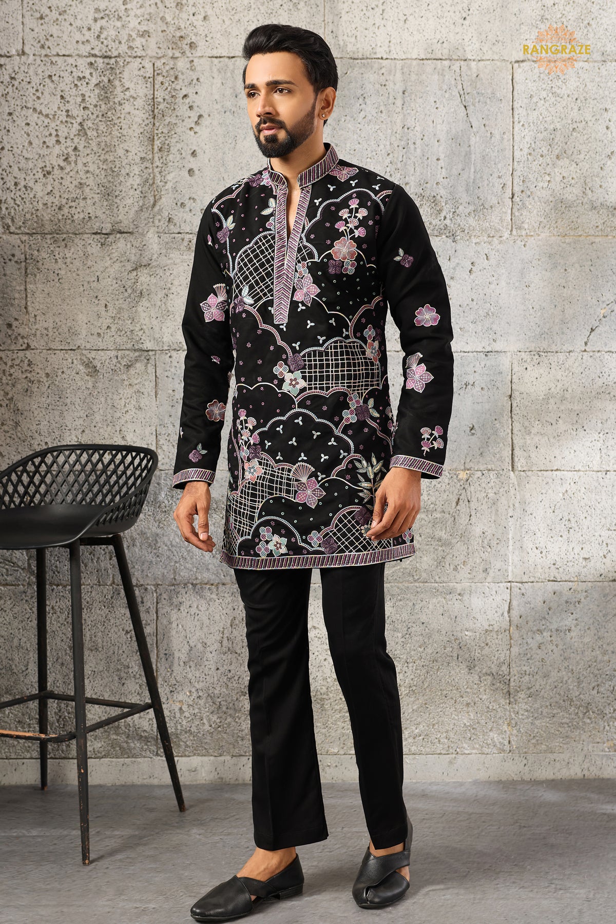 Black Embroidered Japanese Men Kurta Pajama