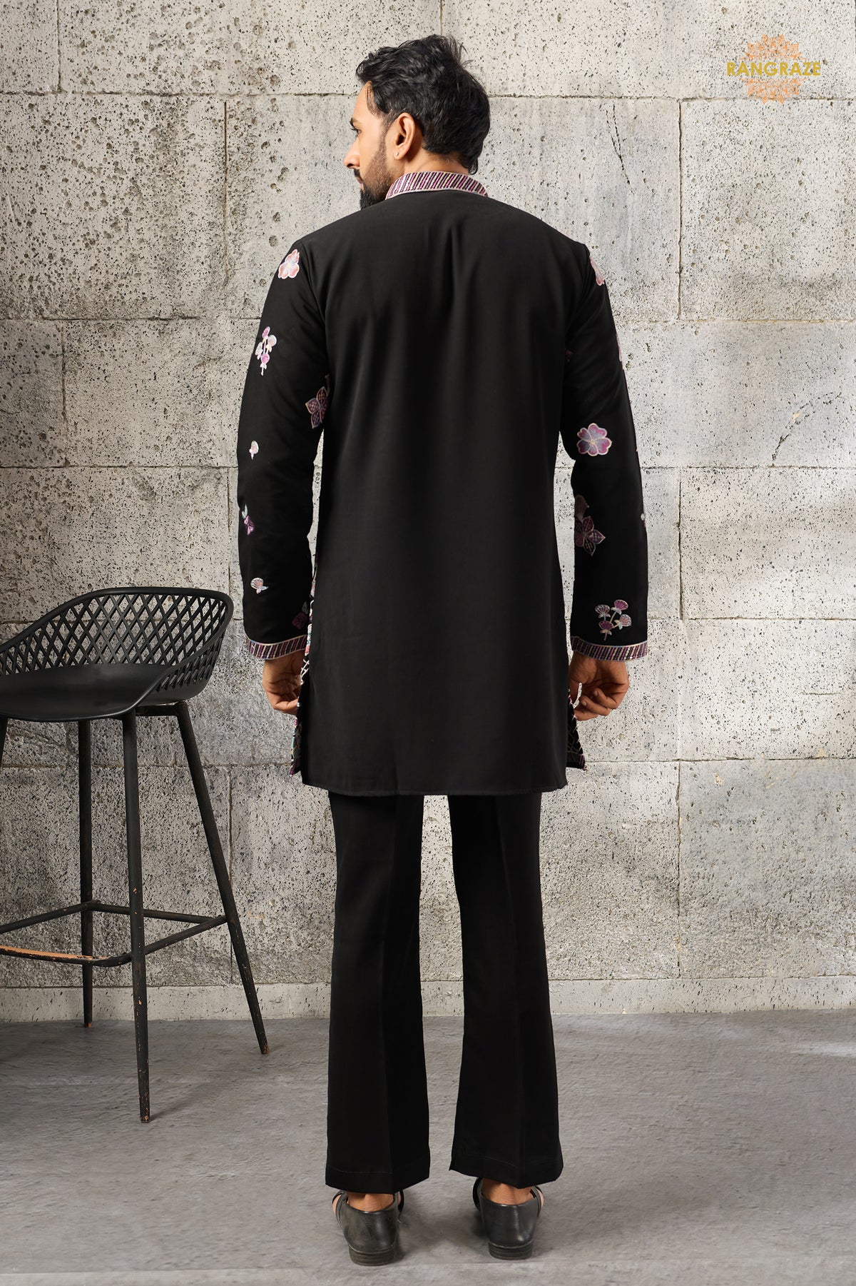 Black Embroidered Japanese Men Kurta Pajama