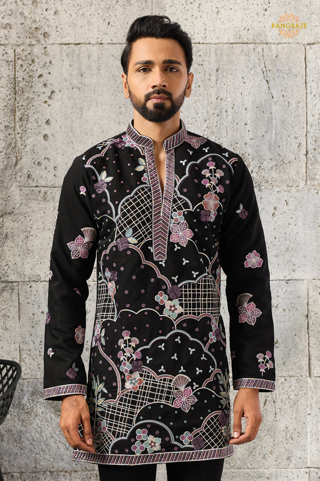 Black Embroidered Japanese Men Kurta Pajama