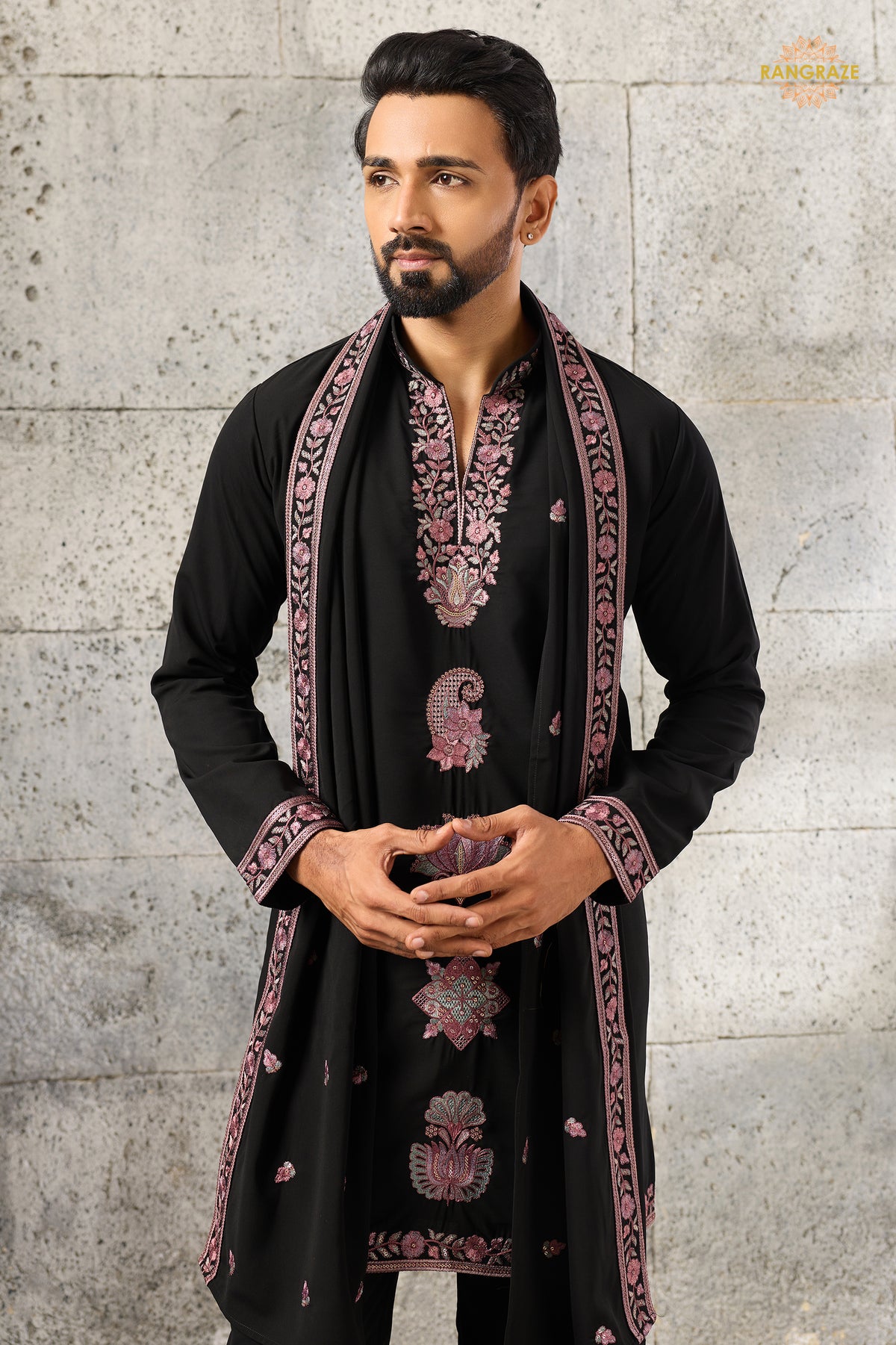 Black Embroidered Japanese Men Kurta Pajama With Dupatta