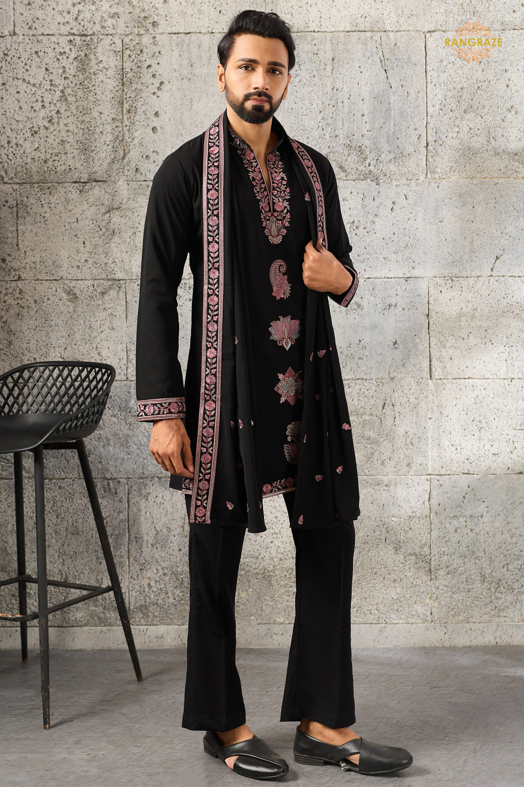 Black Embroidered Japanese Men Kurta Pajama With Dupatta