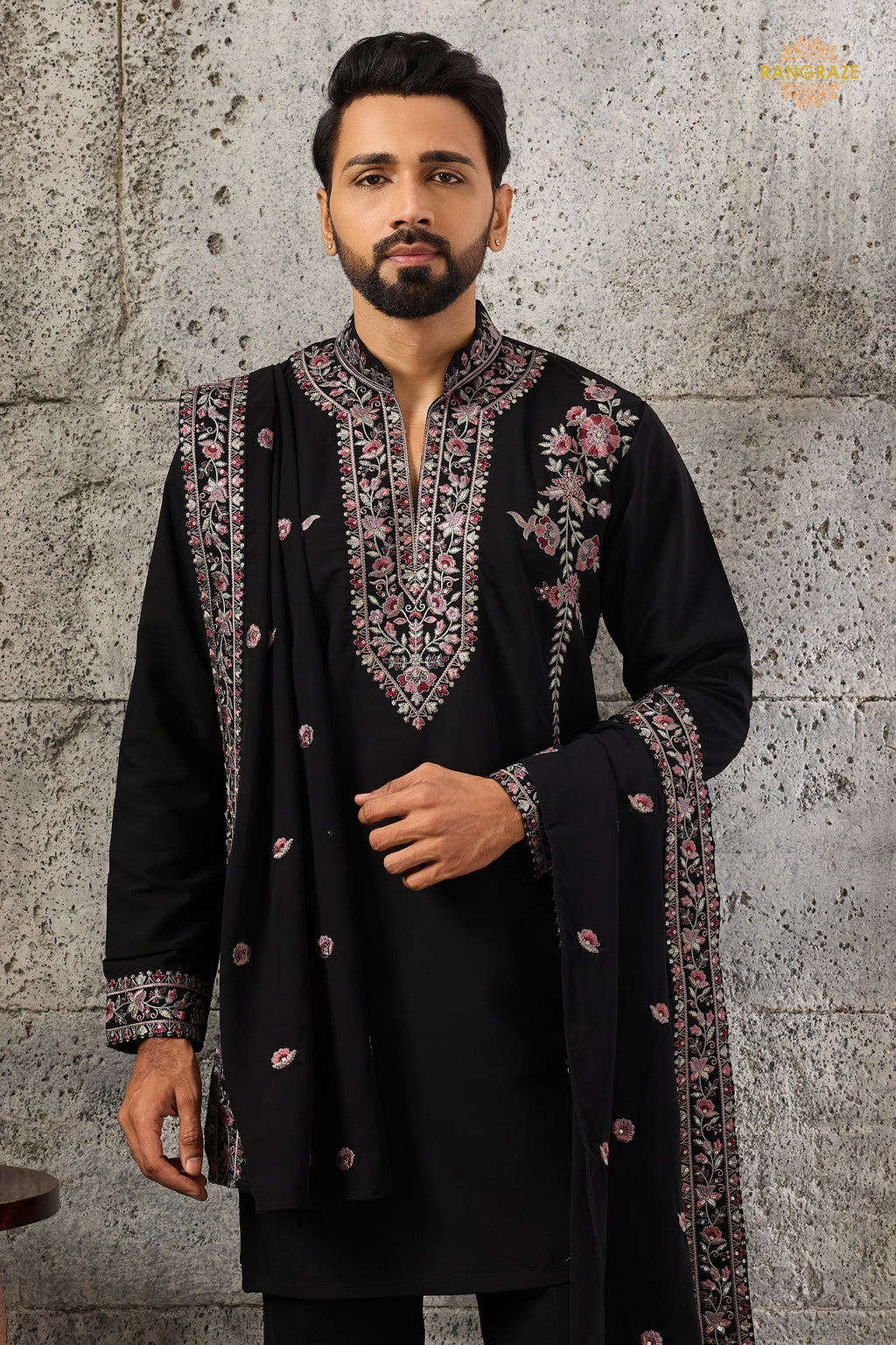 Black Embroidered Japanese Men Kurta Pajama With Dupatta
