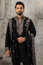 Black Embroidered Japanese Men Kurta Pajama With Dupatta