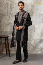 Black Embroidered Japanese Men Kurta Pajama With Dupatta