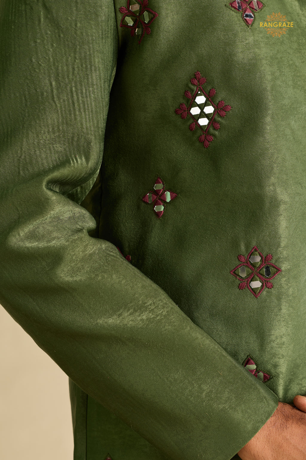 Green Embroidered Velvet Men Jacket and Pant Set with Mirror Work