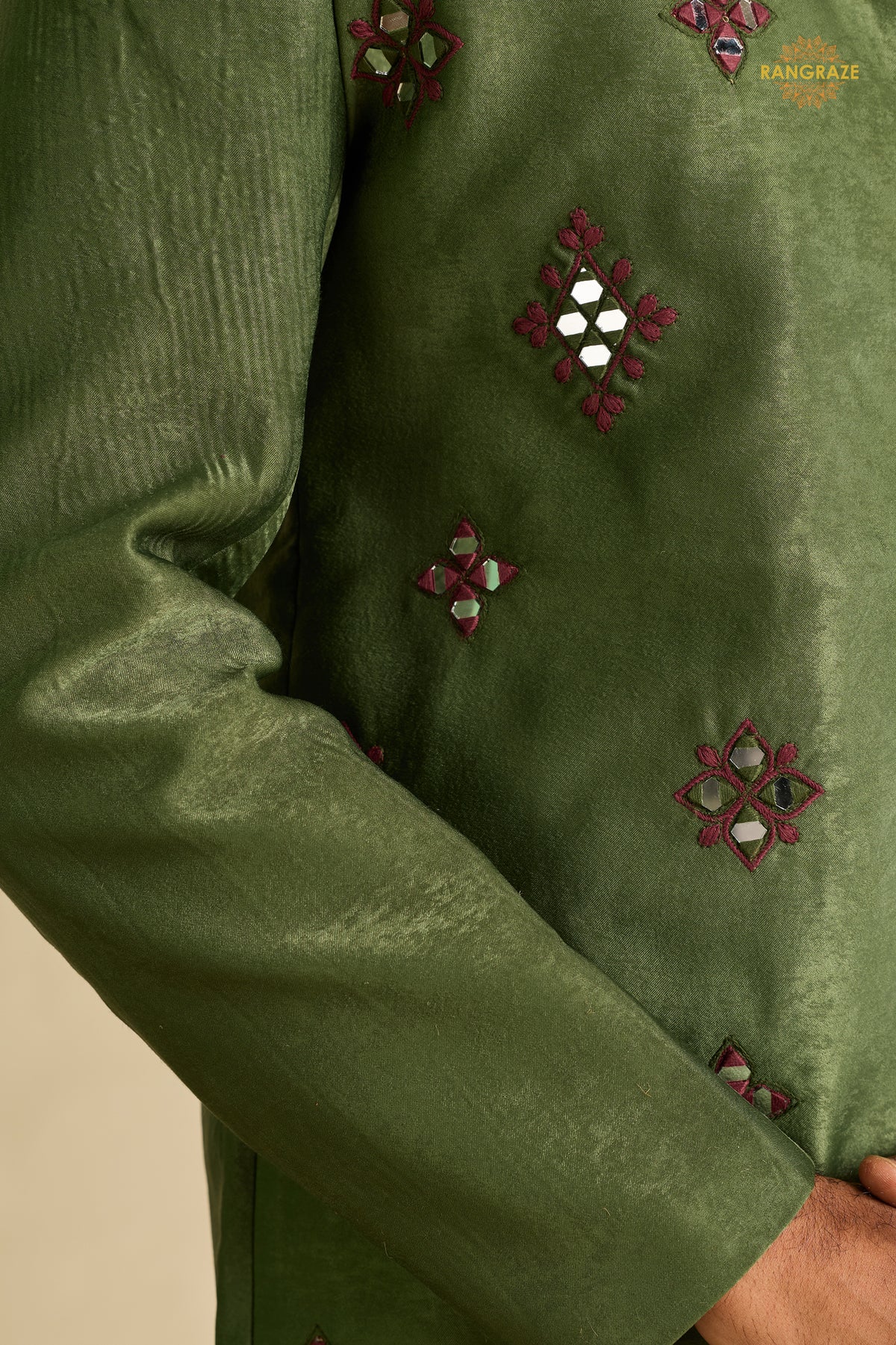 Green Embroidered Velvet Men Jacket and Pant Set with Mirror Work