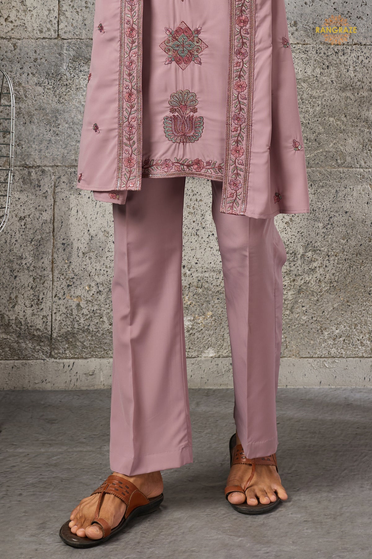 Onion Pink Embroidered Japanese Men Kurta Pajama With Dupatta