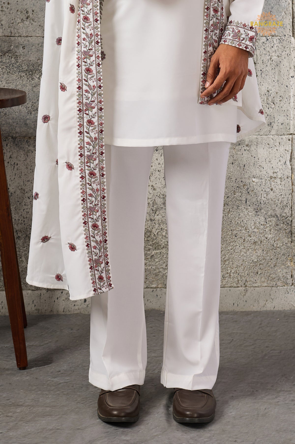 White Embroidered Japanese Men Kurta Pajama With Dupatta